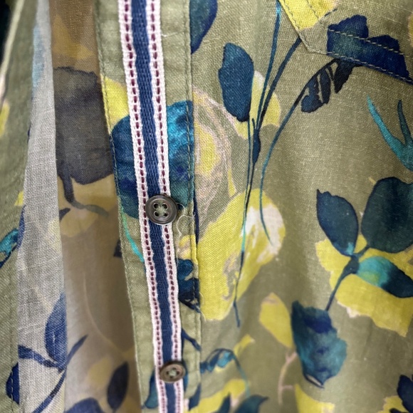 Sundance Woman’s Long Sleeve Collared Button Up Floral Multicolor Blouse Size XS - Picture 6 of 7